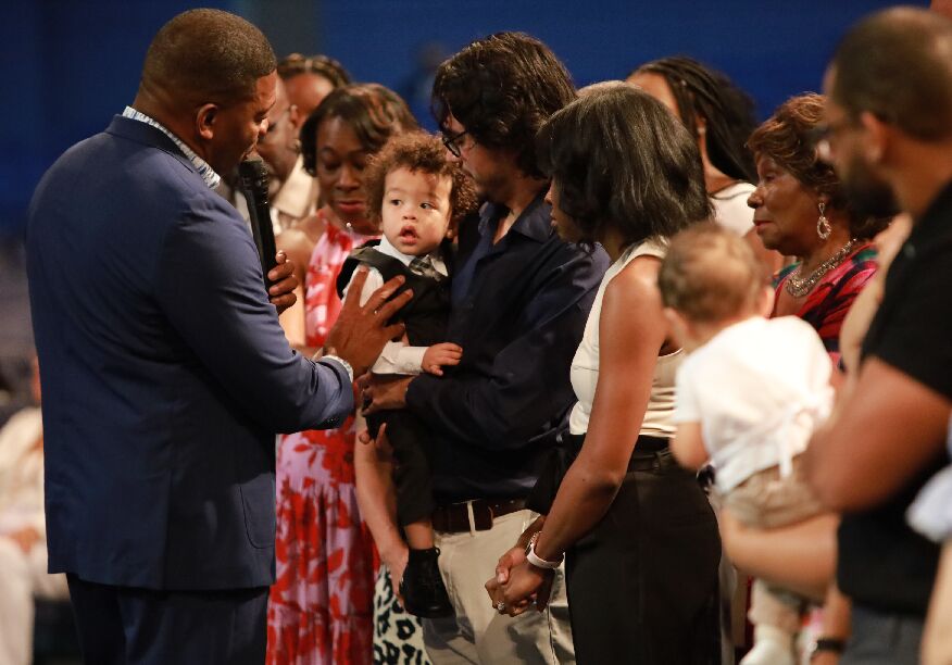 Chizilgan qizlar kokrak